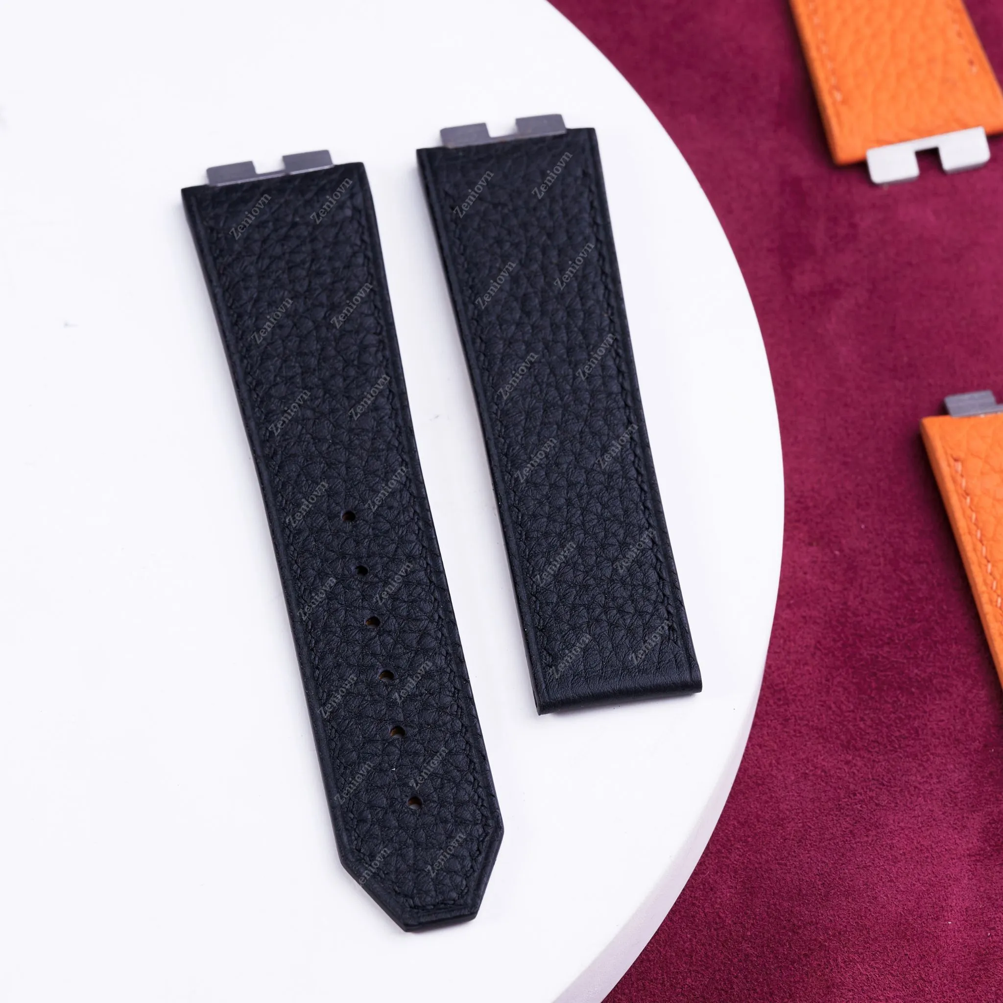 Dây đồng hồ Hublot Big Bang One Click - Dây Da Cá Sấu Màu Đen 2